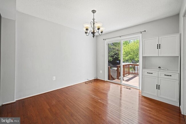 Photo - 2362 Hunters Square Ct