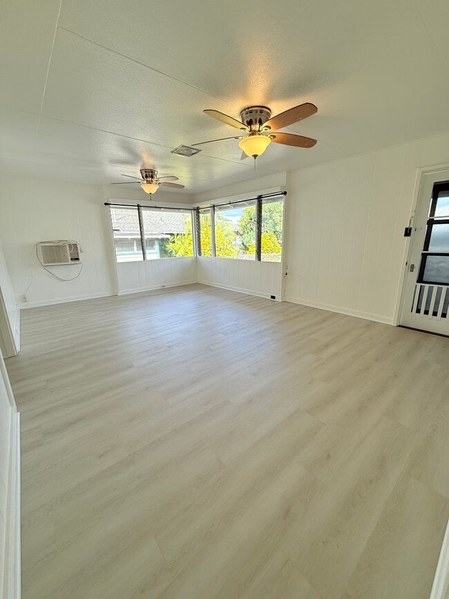Photo - Newly Renovated 3-Bedroom, 1-Bathroom Sing...