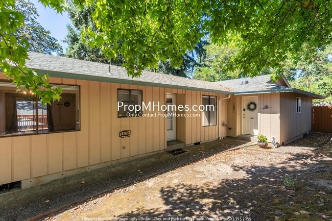 Photo - Updated Two Bedroom Duplex in Oak Grove!