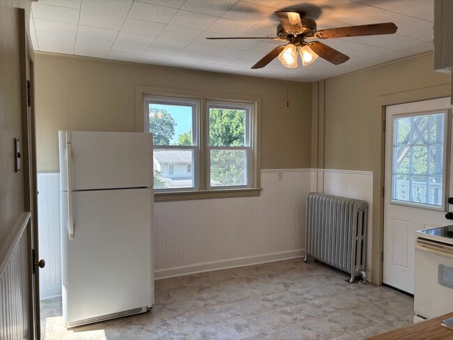 Photo - 219 7th St Unit Apt 2