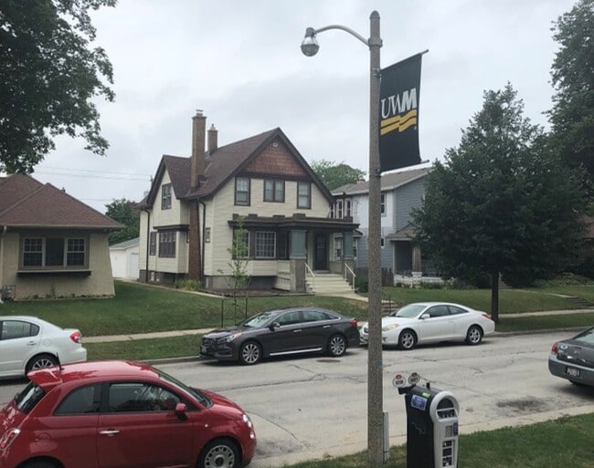 Building Photo - 3127 N Cramer St