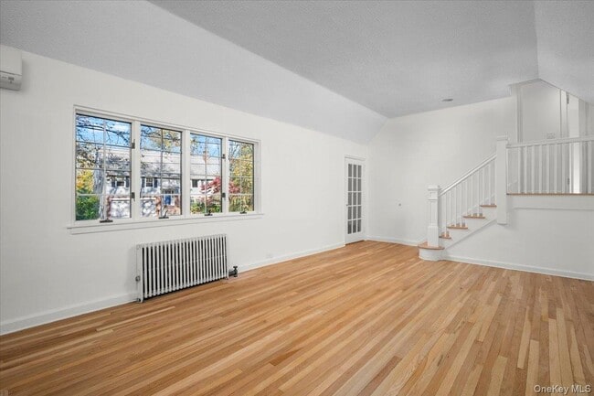 Photo - 115 Coolidge Ave