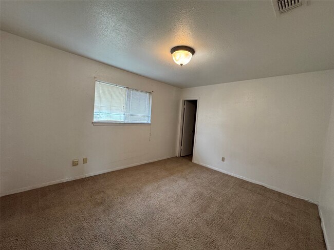 3213 Hirschfield Rd Unidad C
