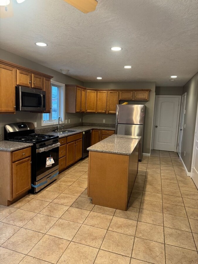 13-15 Westwood Drive - 13-15 Westwood Drive Unidad 13