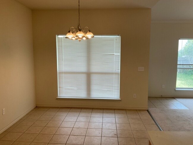 Photo - 800-804 Quarter Horse Trail Unit 800