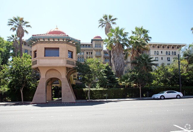 Photo - Historic Castle Green Hotel & Apartments