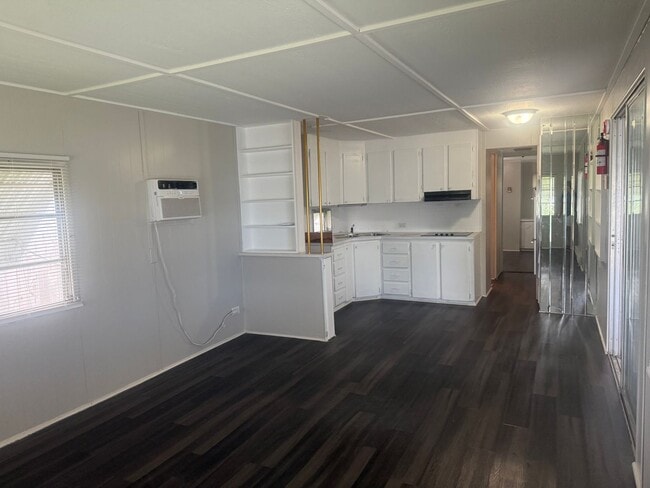 1106 50th Ave Terrace W
