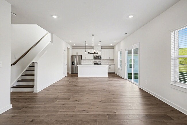 Photo - 1933 Mahala Dr