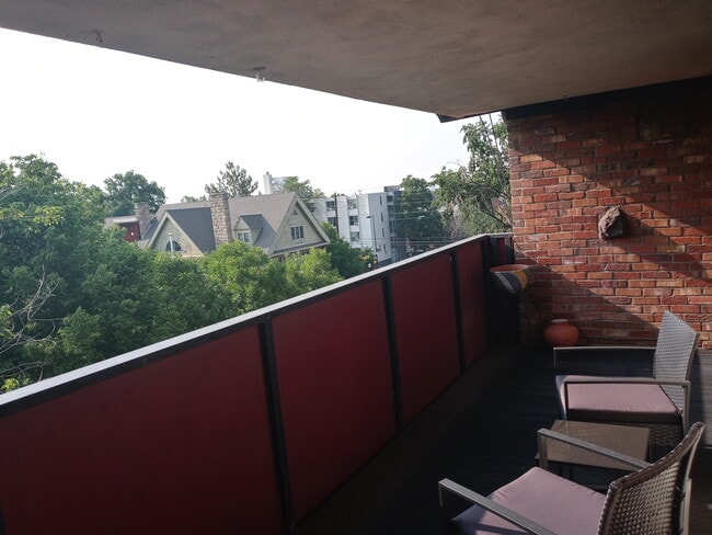 Large Balcony - 1350 Josephine St Unit 509