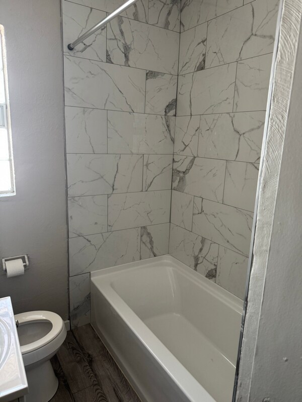 Photo - 1970 Parkhill Dr