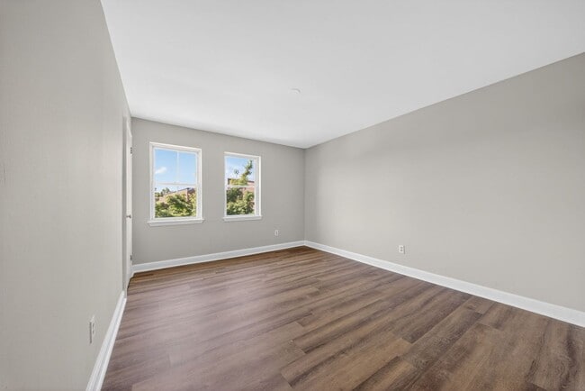 Photo - Bright 1 Bedroom Home with Refreshed Interior & In-Unit Laundry