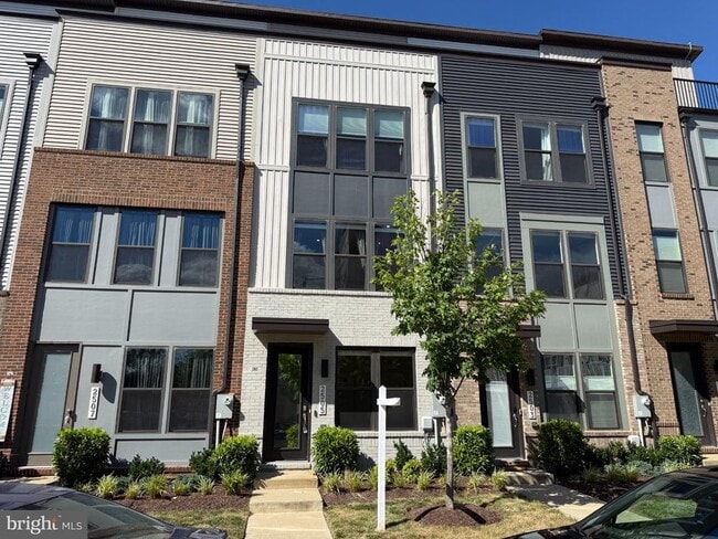 Building Photo - 2505 Nicholson St