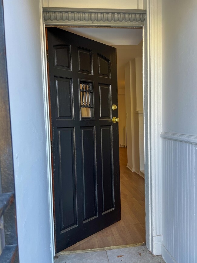 Photo - 1819 Vermont Ave NW