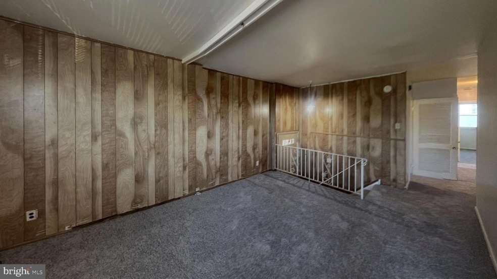 Photo - 717 Red Lion Rd Unit 2