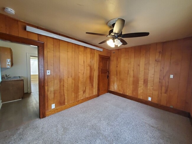 Photo - 808-810 W. 2ND ST TRI-PLEX Unit 2