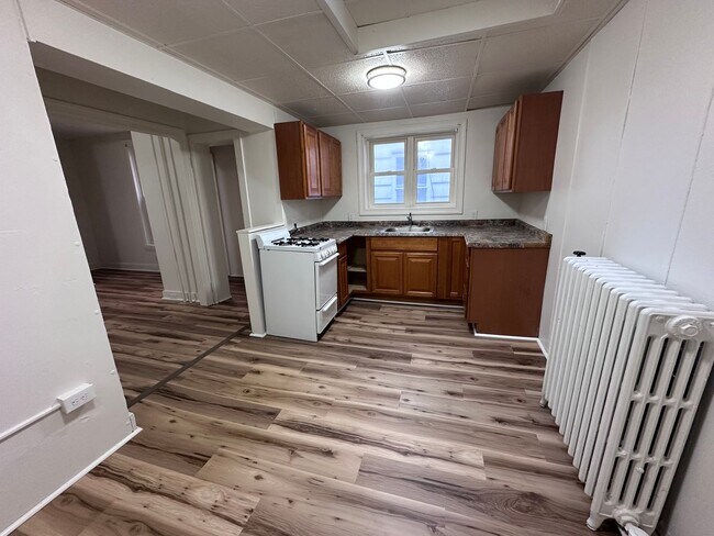 Photo - 155 S Duke St Unit Apt. D