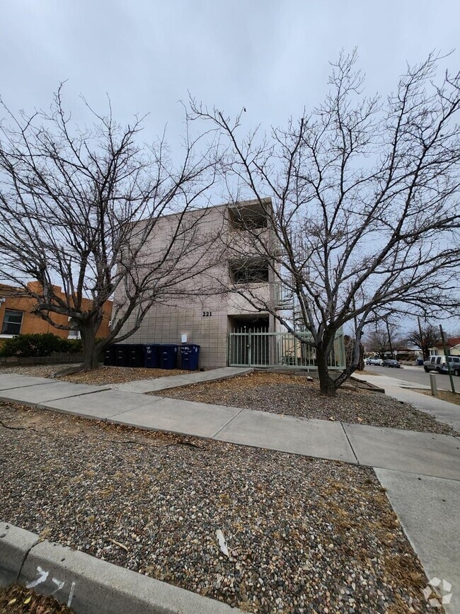 Building Photo - 221 Maple St NE Unit 79 Rental