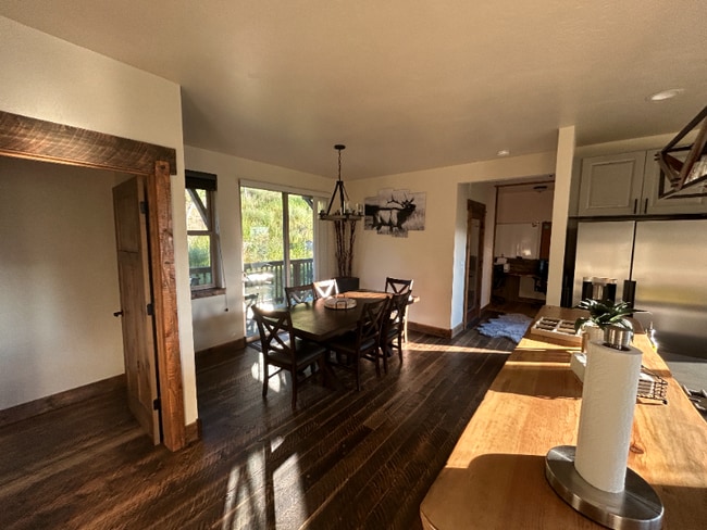 Photo - 751 Sun Pillar Loop Unit 2