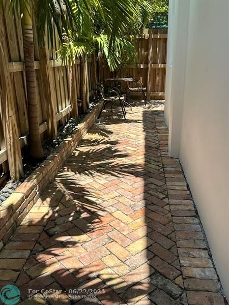 Photo - 7534 NE 6th Ct Unit 2