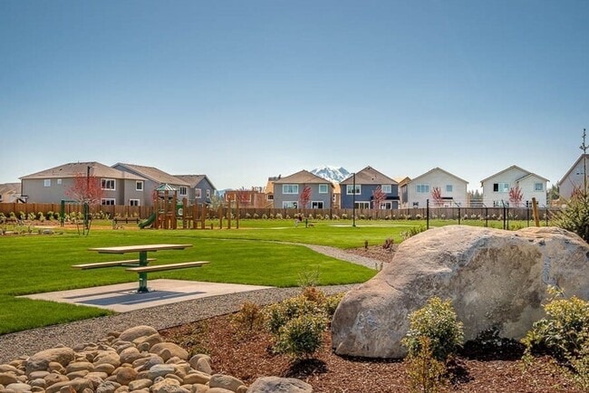 Photo - Modern 4-Bedroom Puyallup Home Built in 2022