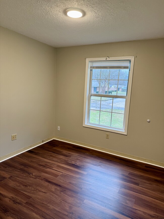 Photo - 116 Cottonwood Dr