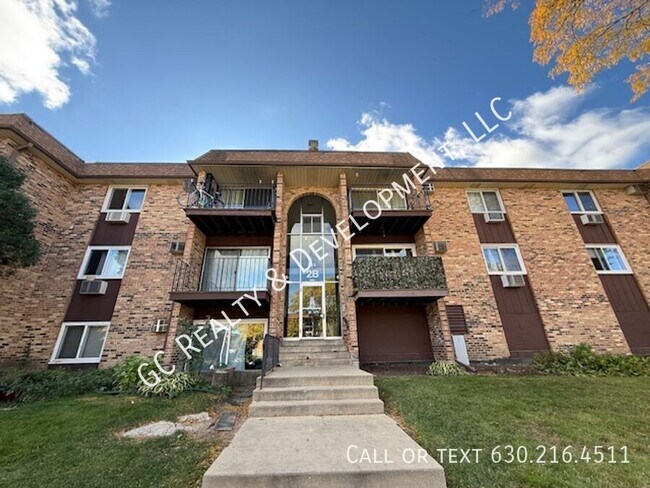 Building Photo - 735 Hill Dr Unit 212 ,  212