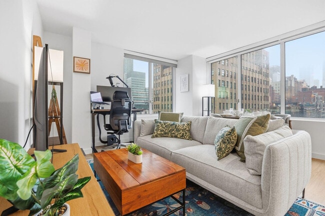 Photo - 68 W 37th St Unit FL16-ID1325000P