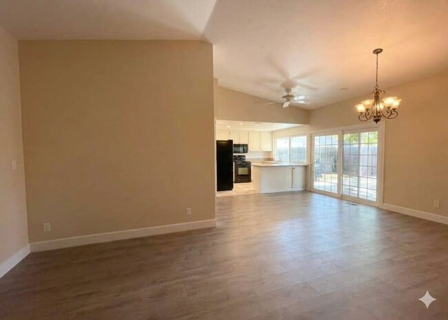 Photo - 4901 Autumntree Ct
