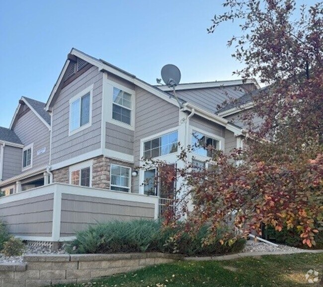 Building Photo - Sage Creek Townhome