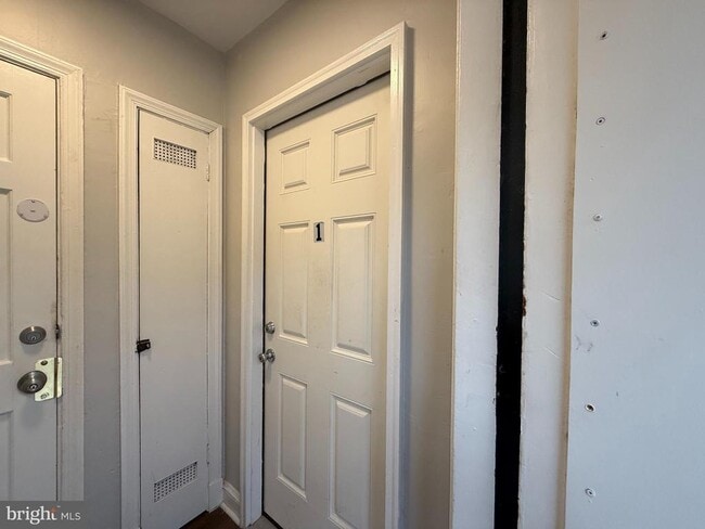 Photo - 102 O St SW Unit 1