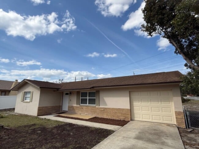 Fully Remodeled 3 Bed, 2 Bath, Garage! ALL NEW INSIDE - Fully Remodeled 3 Bed, 2 Bath, Garage! ALL NEW INSIDE
