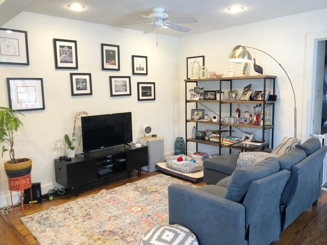 Building Photo - 3312 Greenbriar Dr Rental