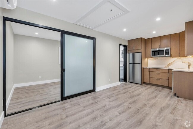 Building Photo - 862 Larkfield Rd Rental