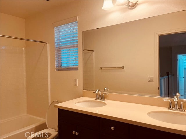 Photo - 767 Huron Pl