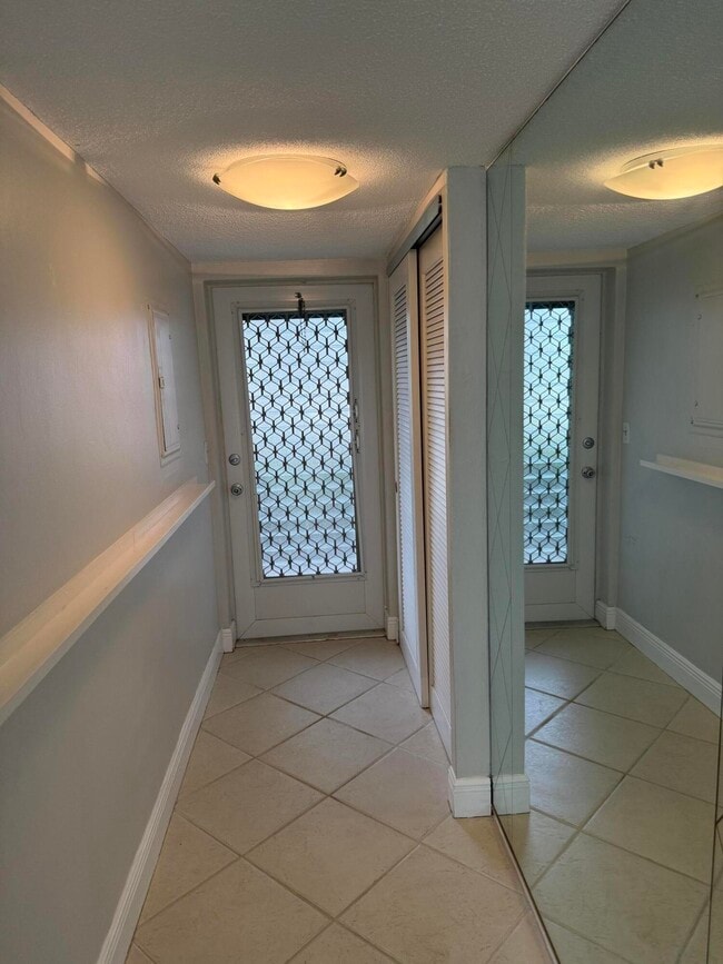 Photo - 3351 Spanish Trail Unidad 115