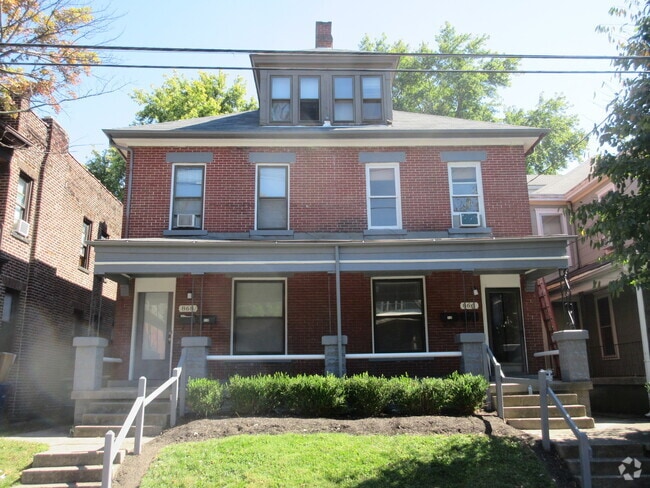 Building Photo - Dennison Ave 866-868 CR Unit 866.5 Rental