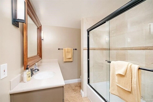 Photo - 280 Cliff Dr