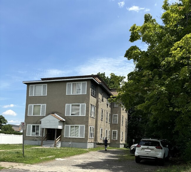 Photo - 124 Prospect Ave Unidad #5