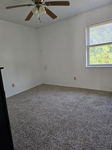 Photo - 990 Shady Brook Dr Unit B
