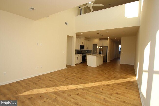 Photo - 390 Scranton Ln