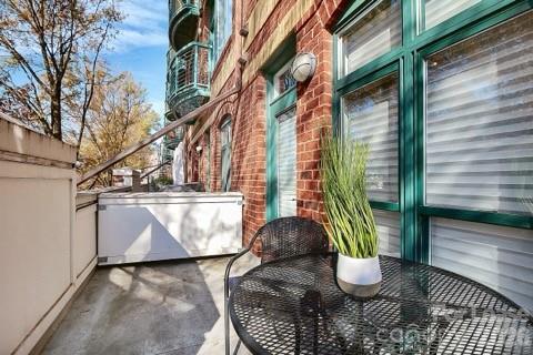 Photo - 115 E Park Ave