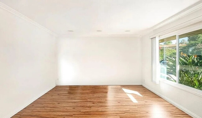 Photo - "Charming 1-Bedroom Retreat: Cozy 717 Sq Ft Haven in Sunny CA!"
