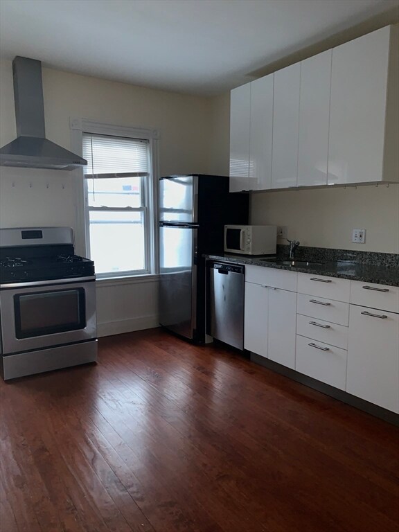 Photo - 19 Eastman St Unit 3