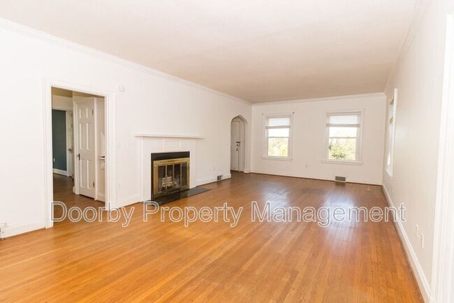 Photo - 408 Frazier Dr