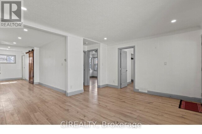 Photo - 14 Elmwood Ave