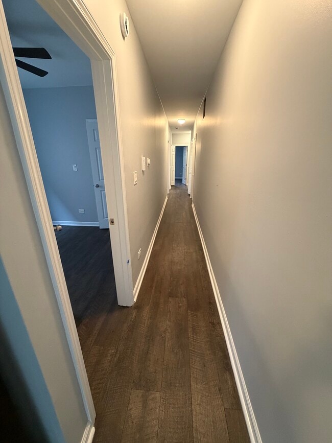 7952 S Marquette Ave Unidad 2