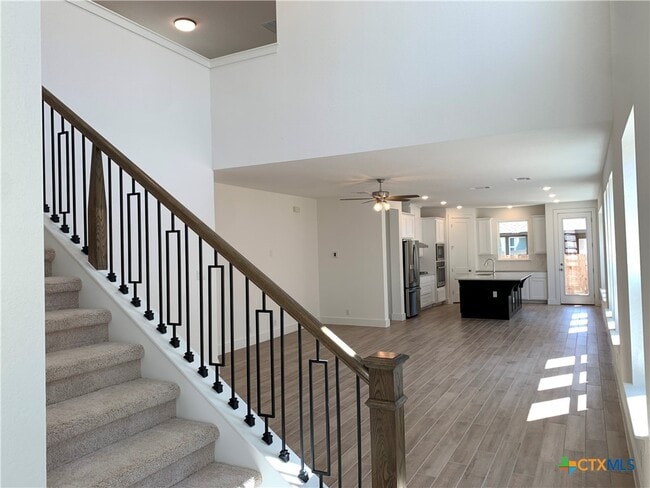 Photo - 1048 Easy Gruene