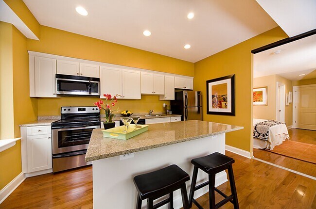 Photo - 125 N 4th St