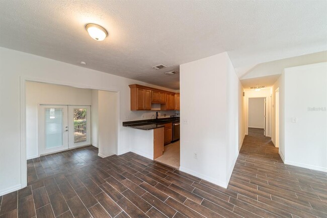 Photo - 6345 Hatcher Rd