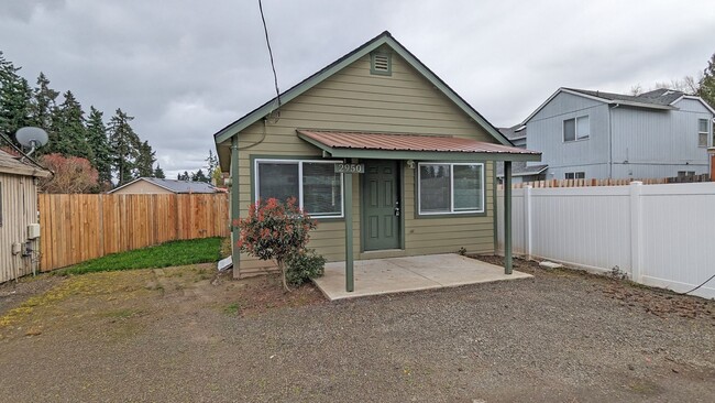 2 bedroom 1 bath single level home - 2 bedroom 1 bath single level home